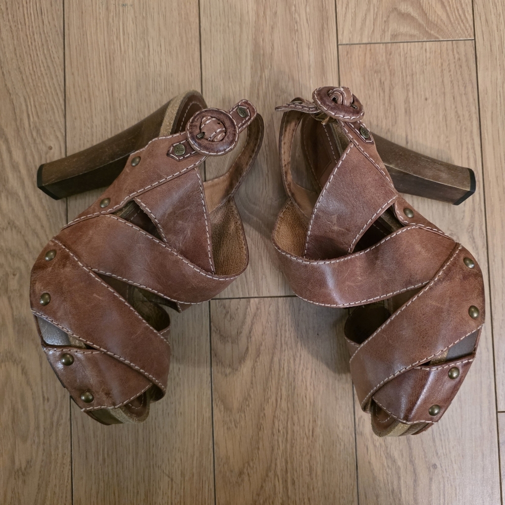 Frye Darcy Heeled Sandals- 7.5 - Picture 4 of 10